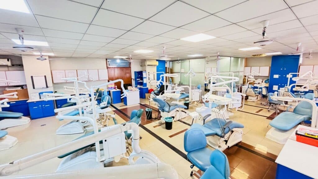 Treatment room overview